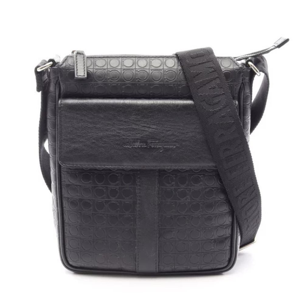 Salvatore Ferragamo Gancini Shoulder Bag Leather Black